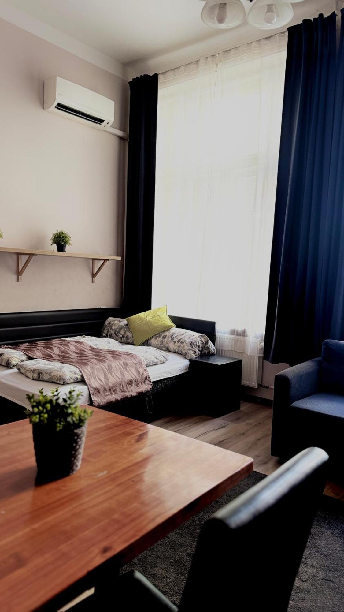 Central Walk Fashionstreet Apartmnts 부다페스트 외부 사진