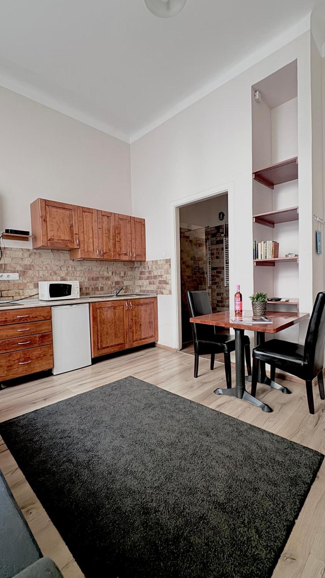 Central Walk Fashionstreet Apartmnts 부다페스트 외부 사진